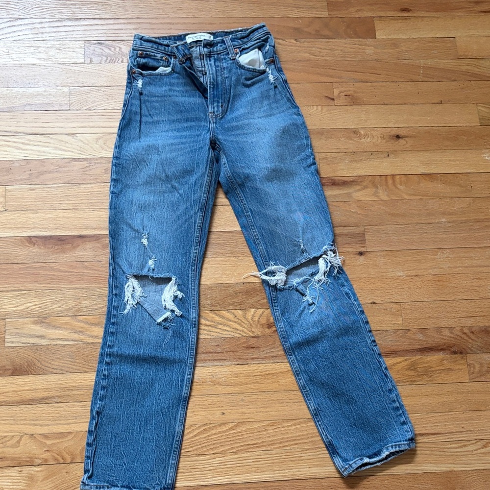 Abercrombie & Fitch Distressed High-Rise Jeans - Blue